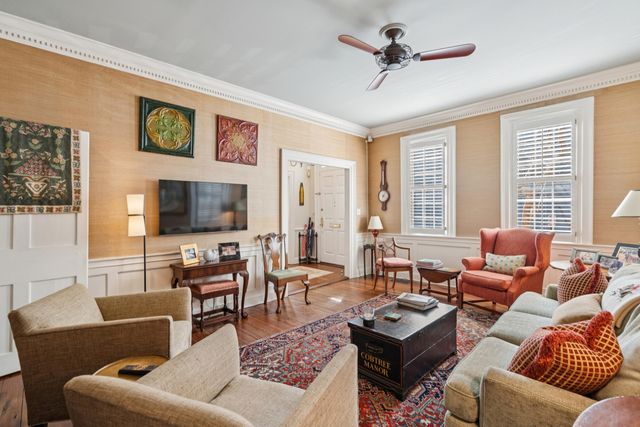 16 Water Street, Charleston, SC 29401