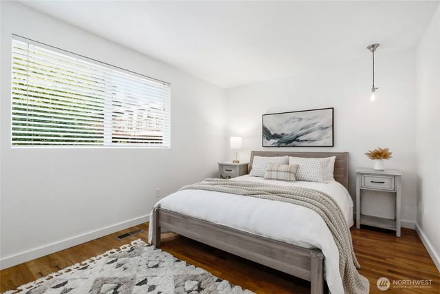 11410 SE 79th Street, Newcastle, WA 98056