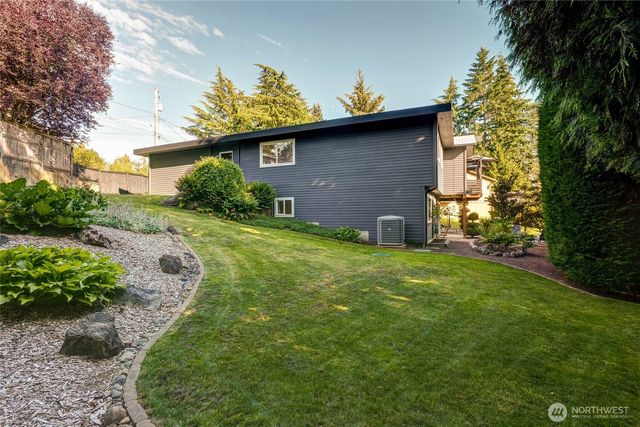 11410 SE 79th Street, Newcastle, WA 98056