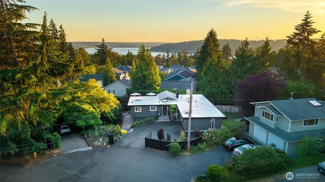 11410 SE 79th Street, Newcastle, WA 98056