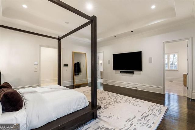 4076 Glen Devon Drive NW, Atlanta, GA 30327