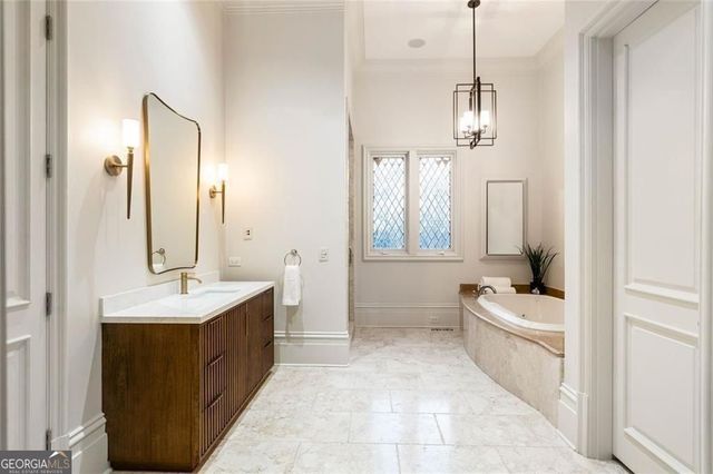 4076 Glen Devon Drive NW, Atlanta, GA 30327