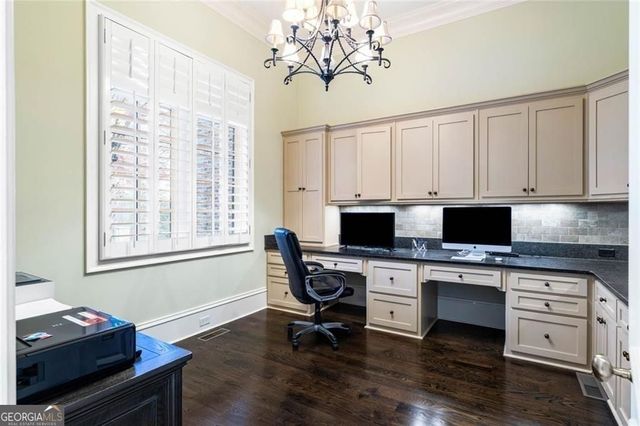 4076 Glen Devon Drive NW, Atlanta, GA 30327