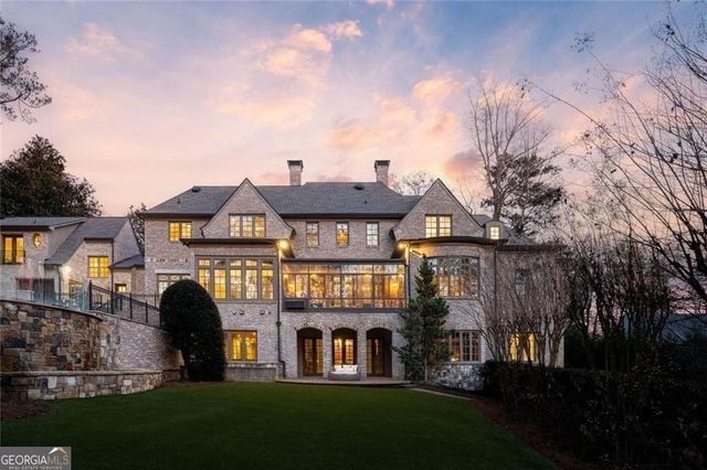 4076 Glen Devon Drive NW, Atlanta, GA 30327