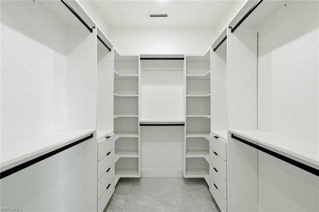 2902 21st ST W, Lehigh Acres, FL 33971