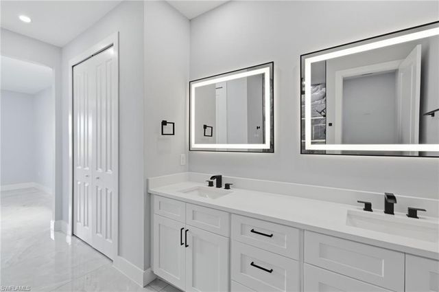 2902 21st ST W, Lehigh Acres, FL 33971