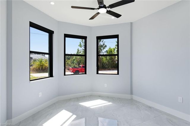 2902 21st ST W, Lehigh Acres, FL 33971