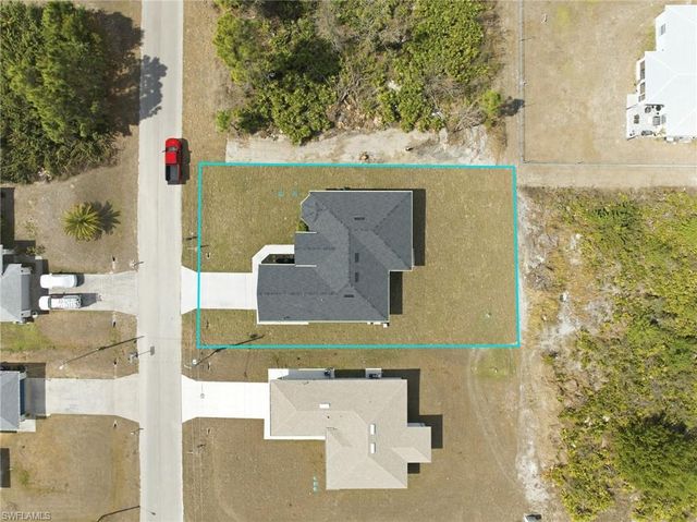 2902 21st ST W, Lehigh Acres, FL 33971