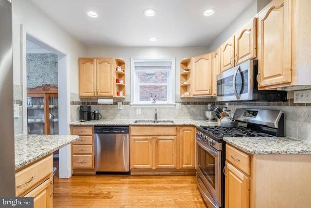 1408 20TH ST S, Arlington, VA 22202
