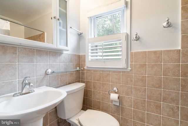 1408 20TH ST S, Arlington, VA 22202