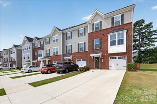 2662 Grantham Place Drive, Fort Mill, SC 29715