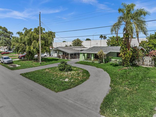 2131 Acapulco Drive, Miramar, FL 33023