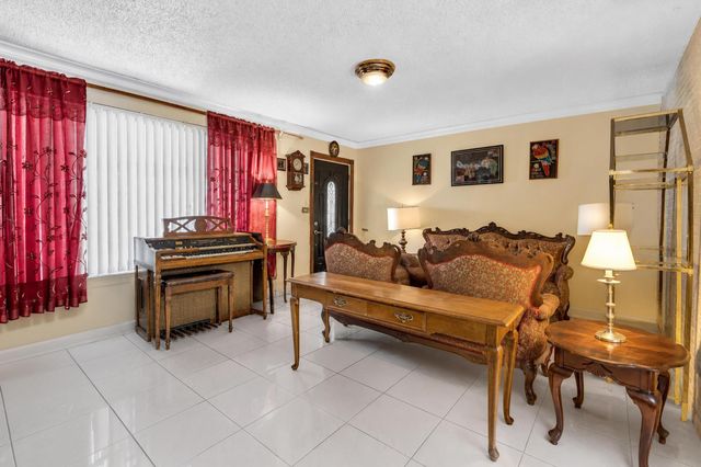 2131 Acapulco Drive, Miramar, FL 33023