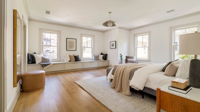 177 Hancock St, Cambridge, MA 02139