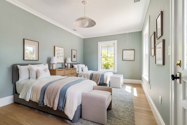 177 Hancock St, Cambridge, MA 02139