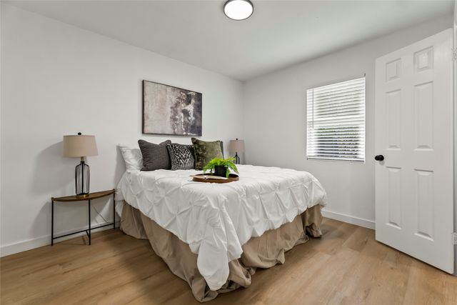 609 Milam Drive, Euless, TX 76039