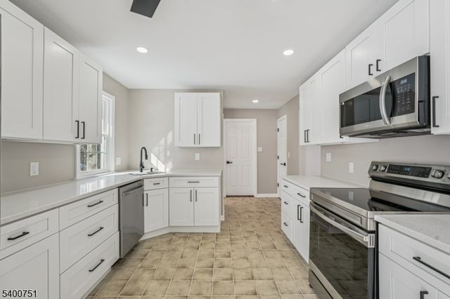 11 Cedar St, Sussex Boro, NJ 07461