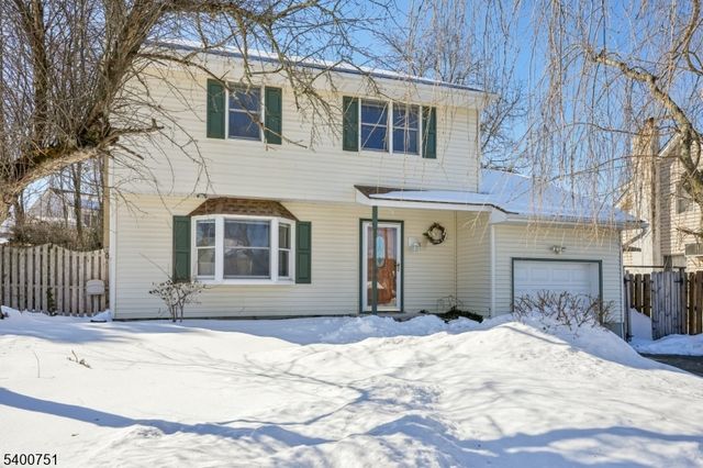 11 Cedar St, Sussex Boro, NJ 07461