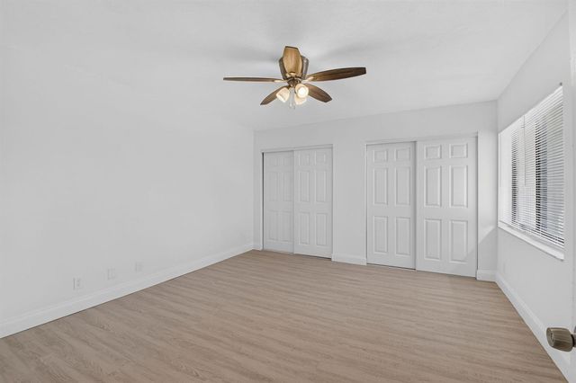 6352 SEVEN SPRINGS Boulevard B, Greenacres, FL 33463