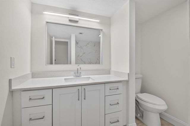 6352 SEVEN SPRINGS Boulevard B, Greenacres, FL 33463
