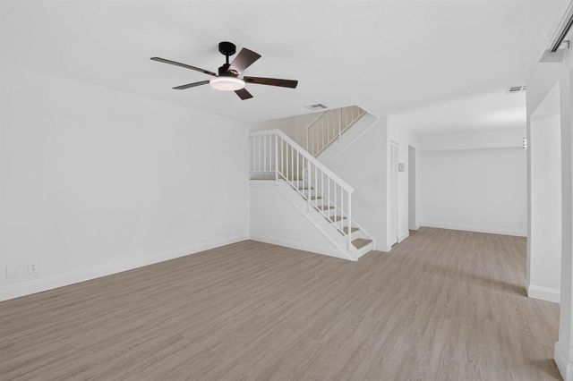 6352 SEVEN SPRINGS Boulevard B, Greenacres, FL 33463