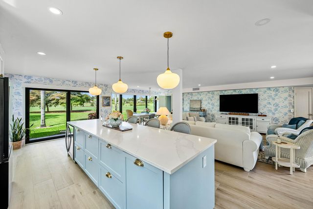 10111 Quail Covey Road Hibiscus N, Boynton Beach, FL 33436