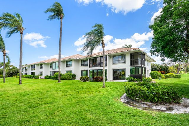 10111 Quail Covey Road Hibiscus N, Boynton Beach, FL 33436