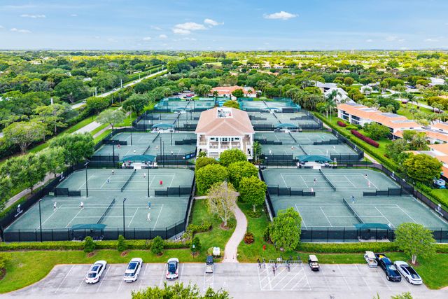 10111 Quail Covey Road Hibiscus N, Boynton Beach, FL 33436