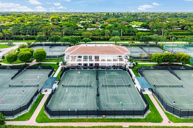 10111 Quail Covey Road Hibiscus N, Boynton Beach, FL 33436