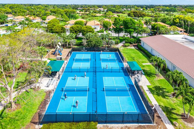 10111 Quail Covey Road Hibiscus N, Boynton Beach, FL 33436