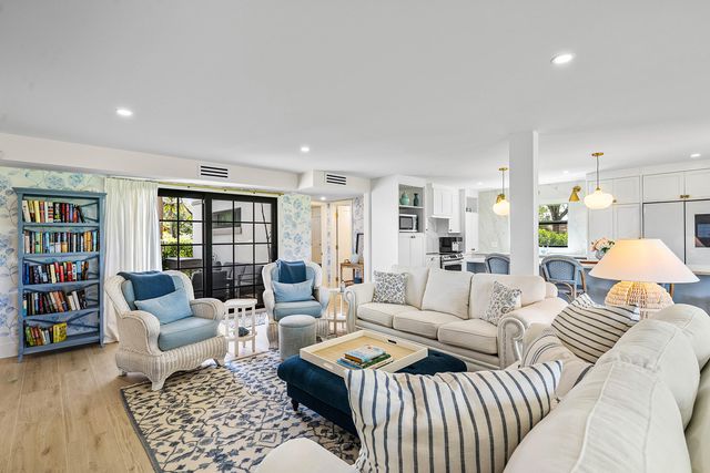 10111 Quail Covey Road Hibiscus N, Boynton Beach, FL 33436