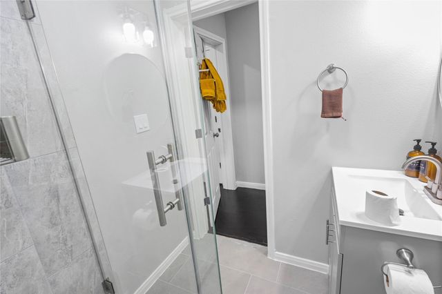 2824 Blodgett Street 2, Houston, TX 77004