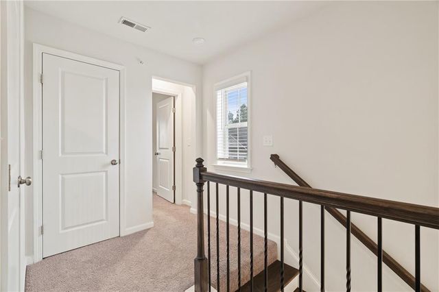 6500 Brooklake SE Court, Mableton, GA 30126