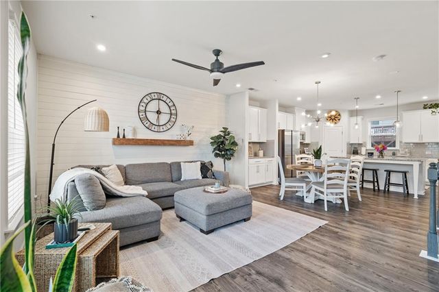 6500 Brooklake SE Court, Mableton, GA 30126