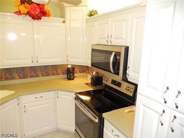 4681 Lakeside Club BLVD 4, Fort Myers, FL 33905