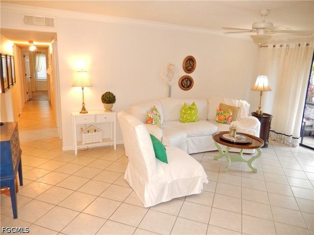 4681 Lakeside Club BLVD 4, Fort Myers, FL 33905