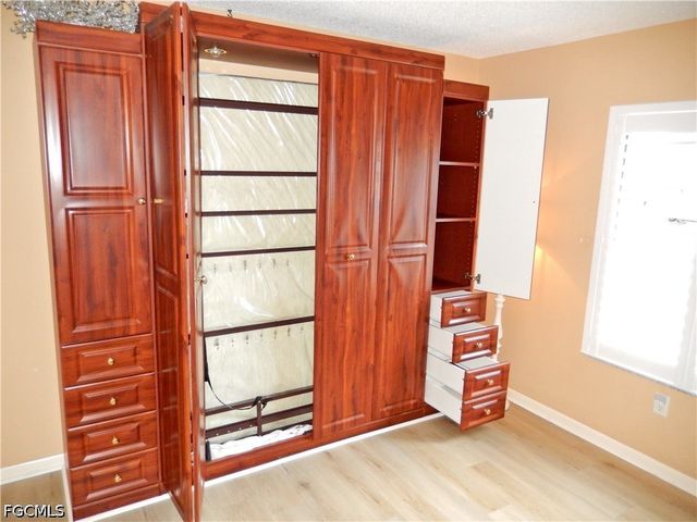 4681 Lakeside Club BLVD 4, Fort Myers, FL 33905