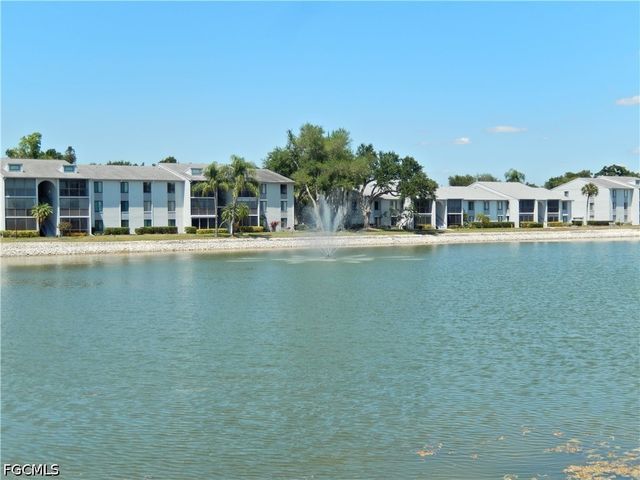 4681 Lakeside Club BLVD 4, Fort Myers, FL 33905