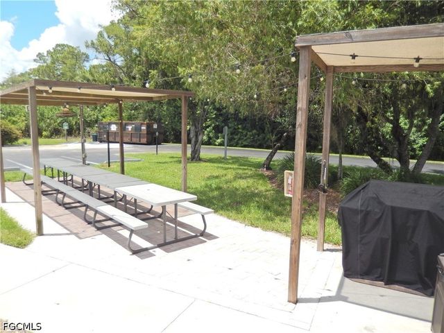 4681 Lakeside Club BLVD 4, Fort Myers, FL 33905