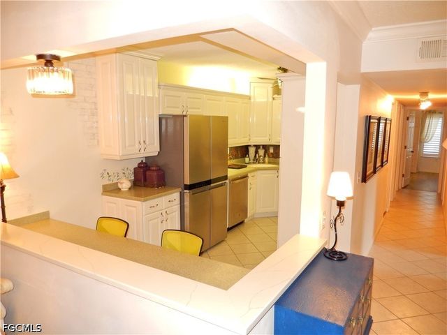 4681 Lakeside Club BLVD 4, Fort Myers, FL 33905