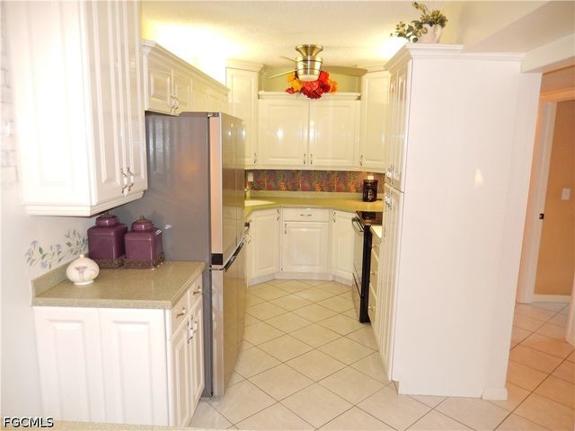 4681 Lakeside Club BLVD 4, Fort Myers, FL 33905