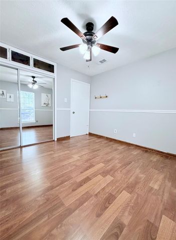 6610 La Puente Dr, Houston, TX 77083