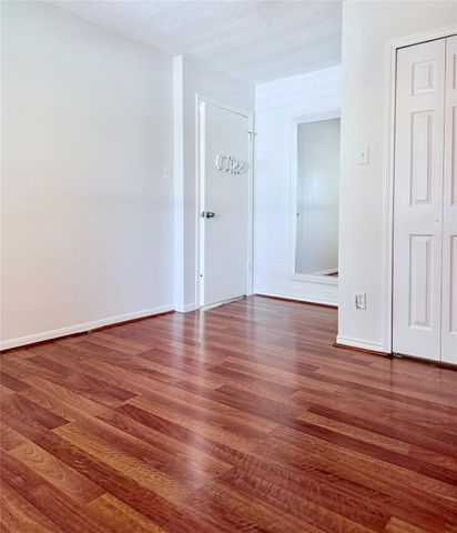 6610 La Puente Dr, Houston, TX 77083
