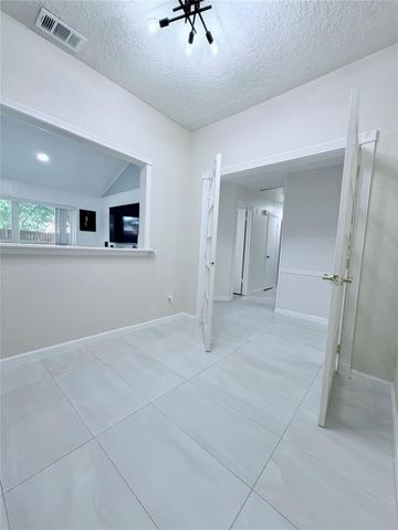6610 La Puente Dr, Houston, TX 77083