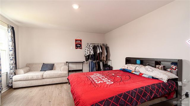 8410 N 34th Lane, Mcallen, TX 78504
