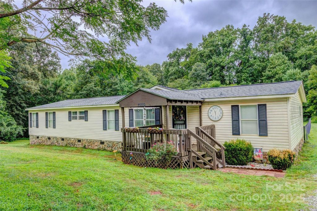 2006 Kollege Lane, Crouse, NC 28033