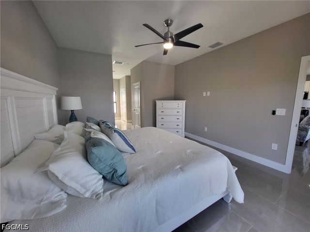 341 NW 7th AVE, Cape Coral, FL 33993