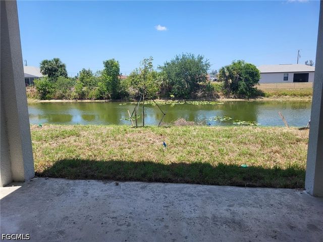 341 NW 7th AVE, Cape Coral, FL 33993