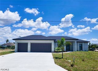 341 NW 7th AVE, Cape Coral, FL 33993
