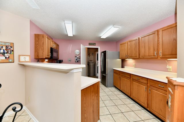 5508 Front Point Court, Indianapolis, IN 46237